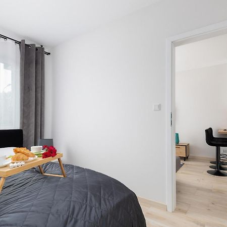 Sunny Apartments With Parking & Balcony Luzycka By Noclegi Renters Świnoujście Eksteriør bilde